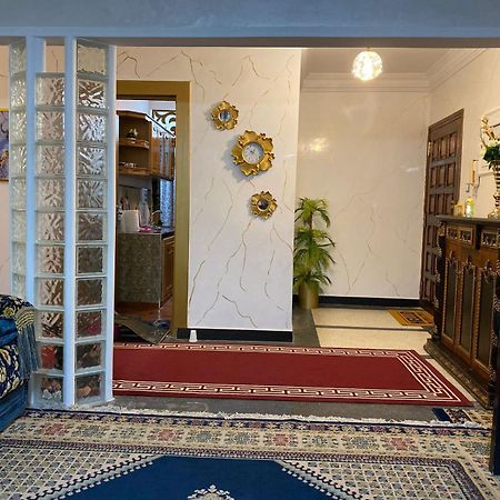 Appartement 3 Chambres Avec Balcon 丹吉尔 外观 照片