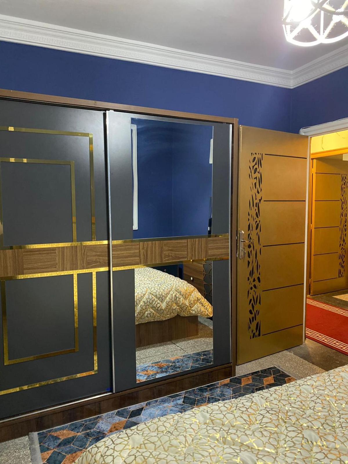 Appartement 3 Chambres Avec Balcon 丹吉尔 外观 照片