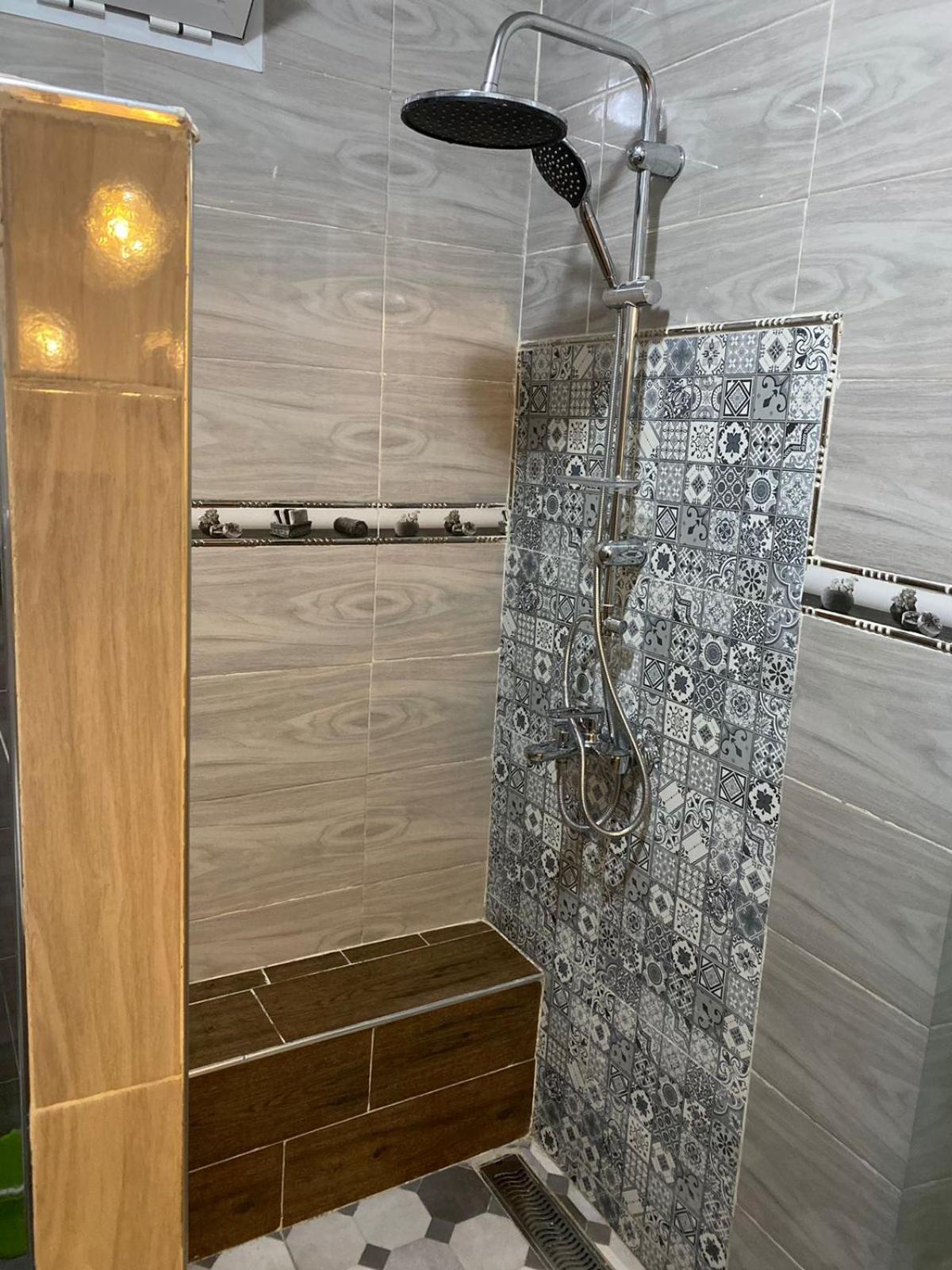 Appartement 3 Chambres Avec Balcon 丹吉尔 外观 照片