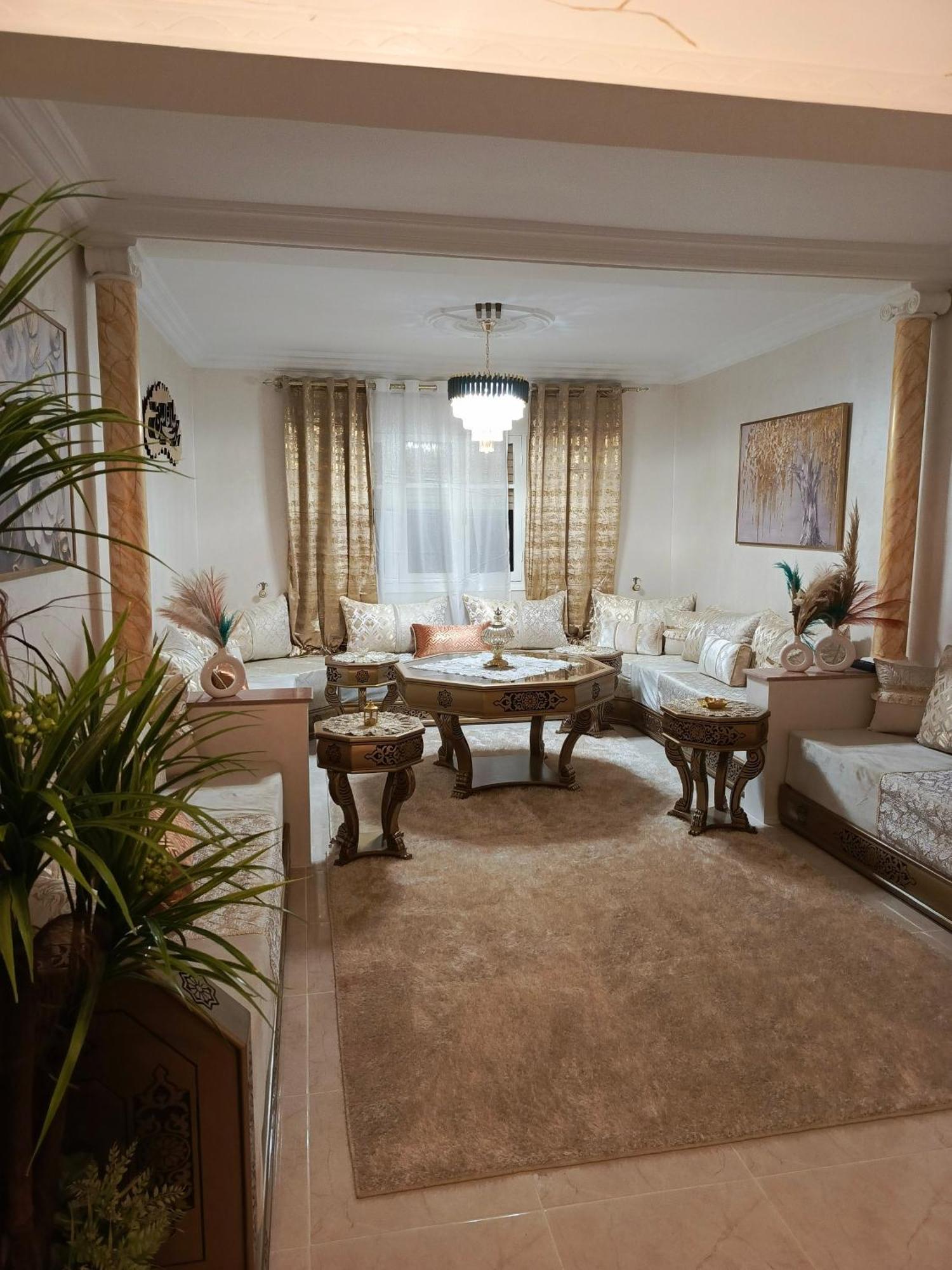 Appartement 3 Chambres Avec Balcon 丹吉尔 外观 照片